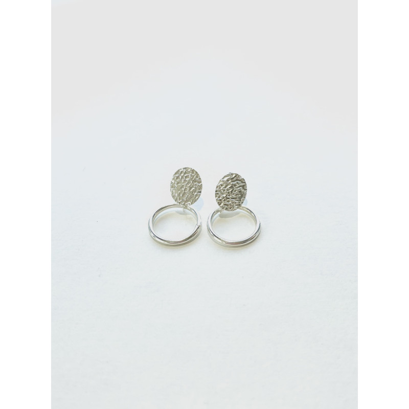 Oval-shaped Silver earring