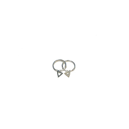 Aros de plata con colgante de triangulo