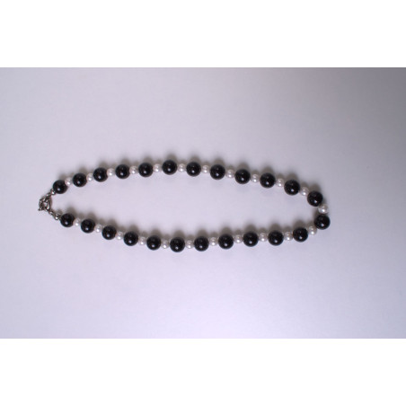 Collar de piedra negra turmalina con perla