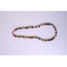 Collar de piedra con perlas multicolor